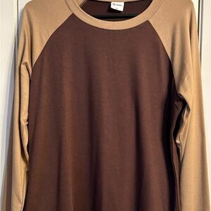 Brown and Tan Long Sleeve Knit Tunic